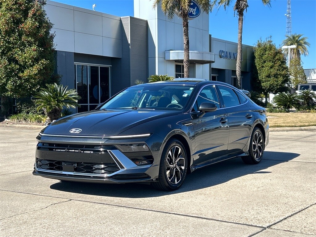 Used 2024 Hyundai Sonata SEL Sedan