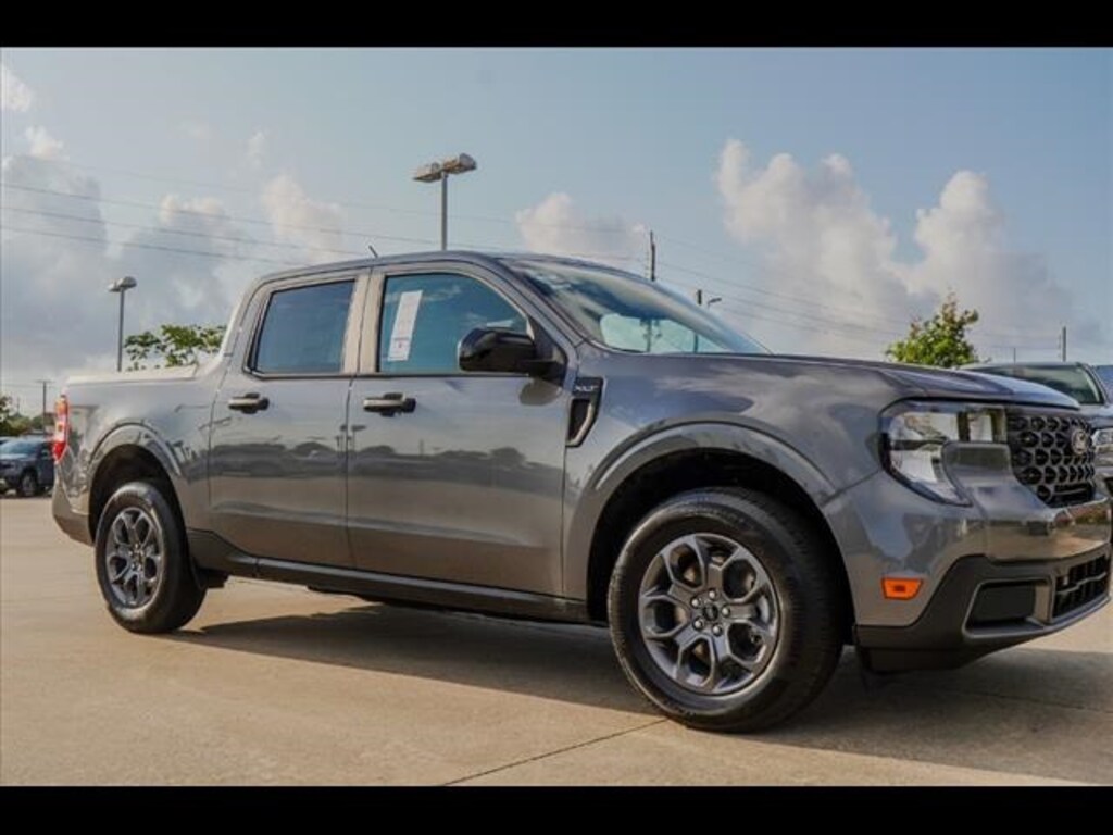 Used 2025 Ford Maverick XLT Truck SuperCrew