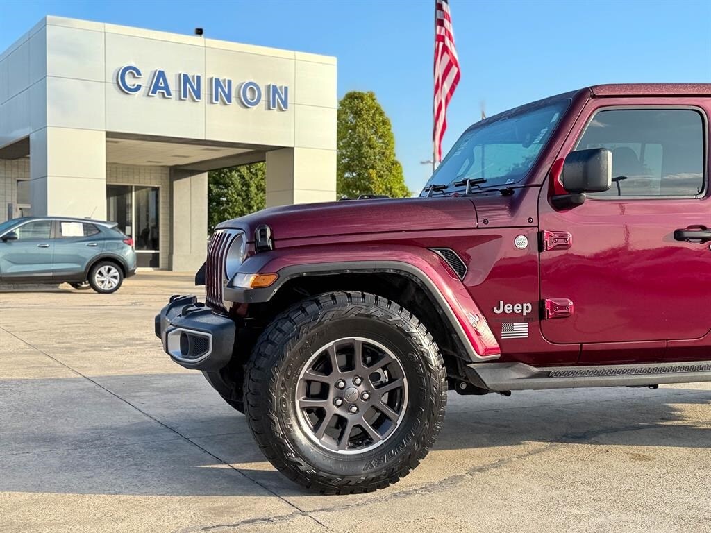Used 2022 Jeep Gladiator Overland Truck Crew Cab