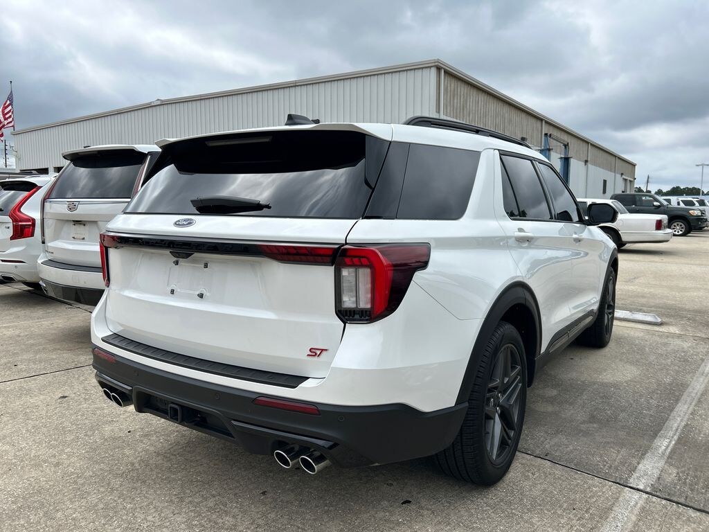 Used 2025 Ford Explorer ST SUV