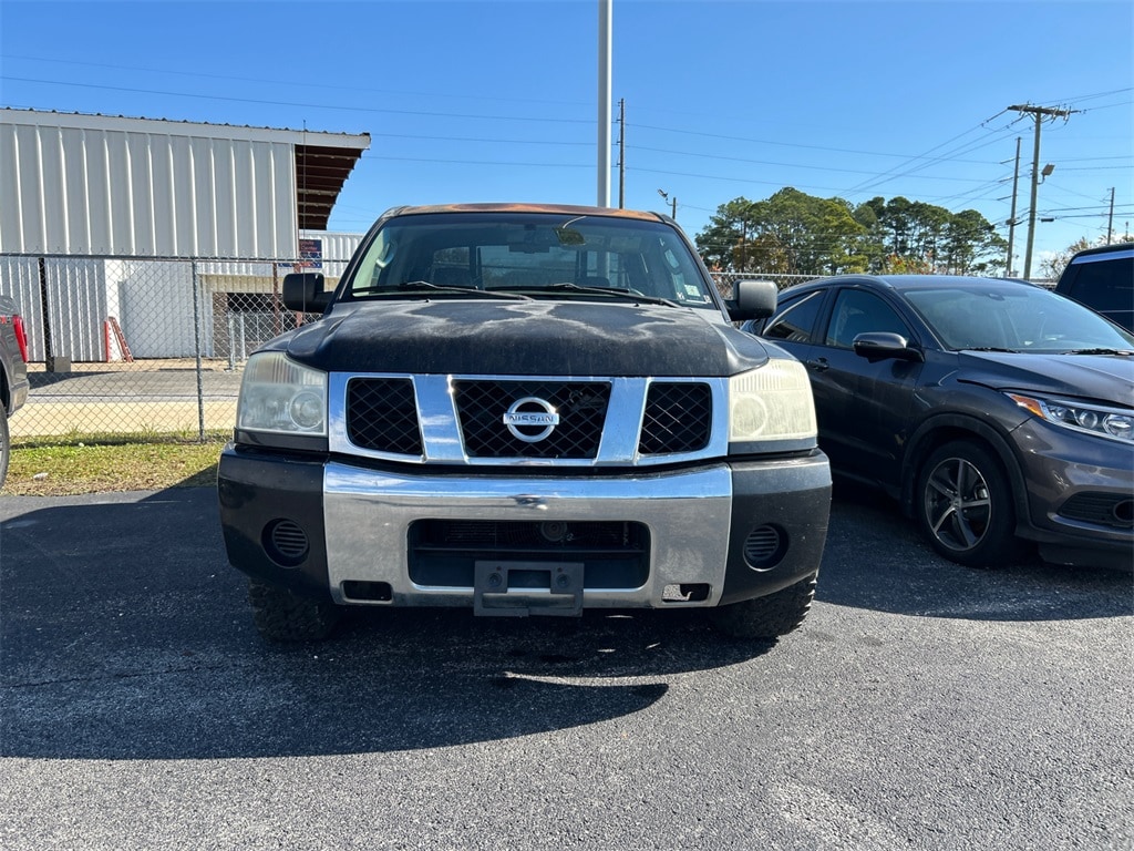 Used 2006 Nissan Titan SE Truck Crew Cab