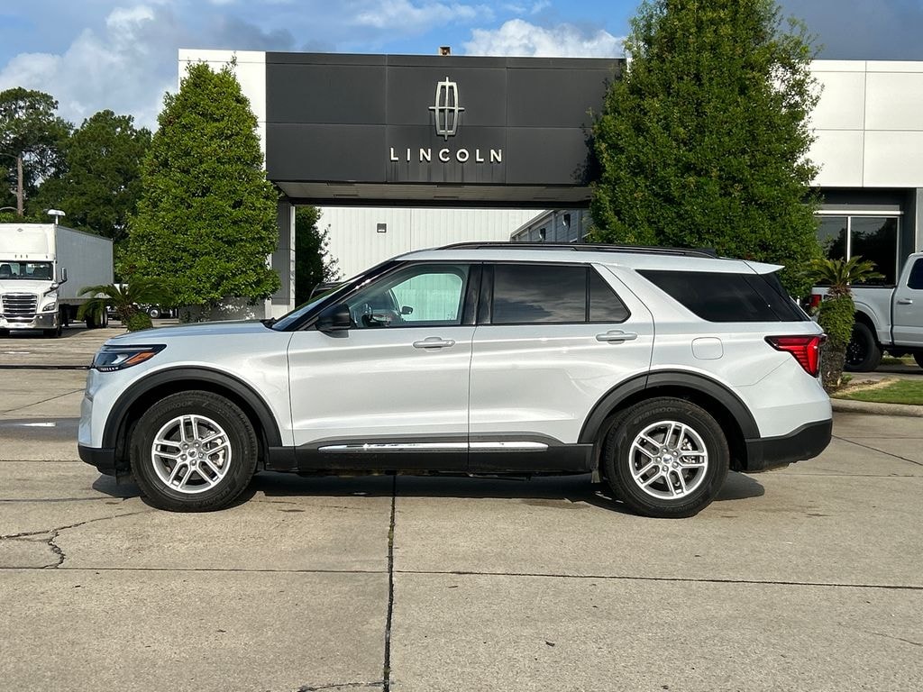Used 2025 Ford Explorer Active SUV