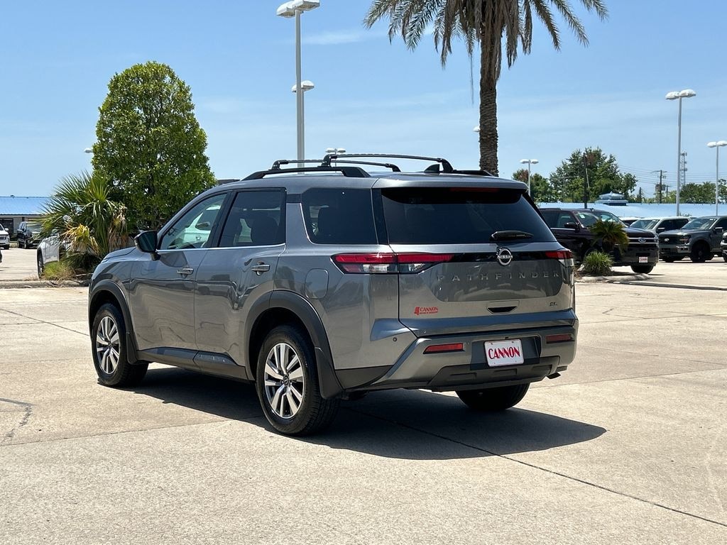 Used 2026 Nissan Pathfinder SL SUV