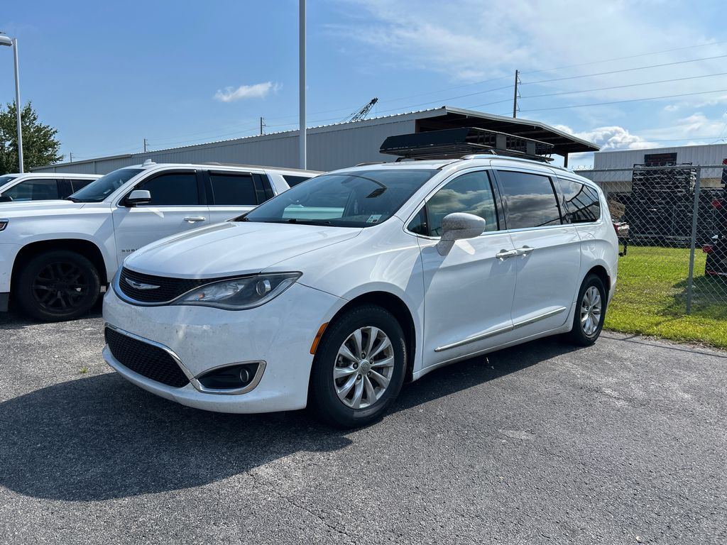 2018 Chrysler Pacifica Van 