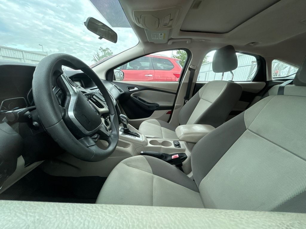 Used 2012 Ford Focus SE Hatchback