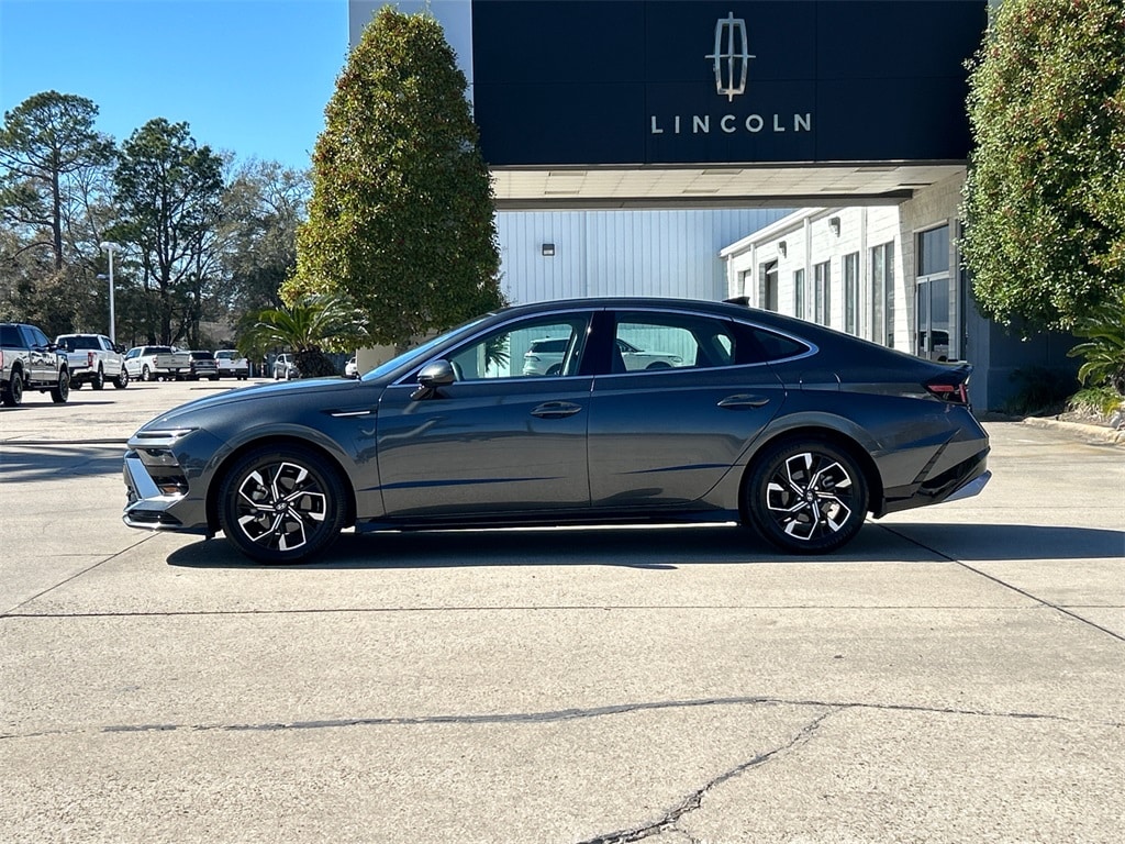 Used 2024 Hyundai Sonata SEL Sedan