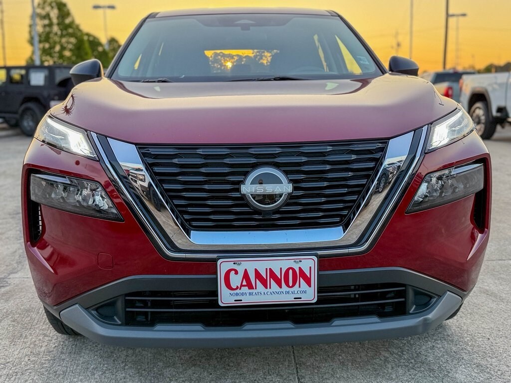 2023 Nissan Rogue S photo 2