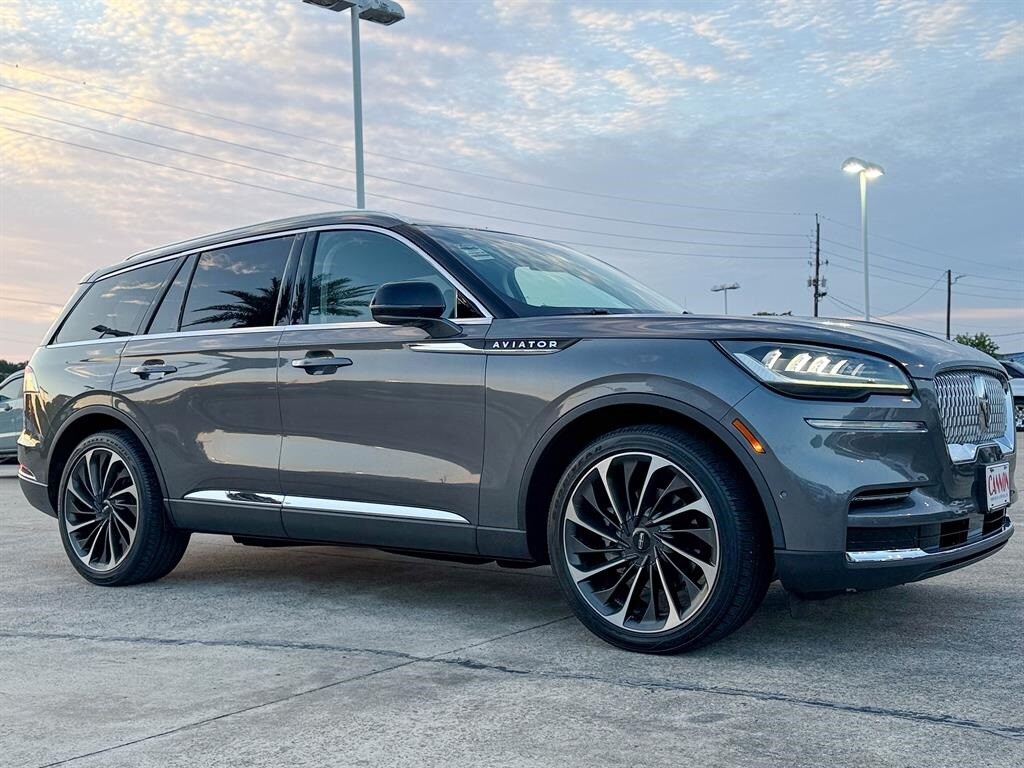 2023 Lincoln Aviator Reserve photo 3