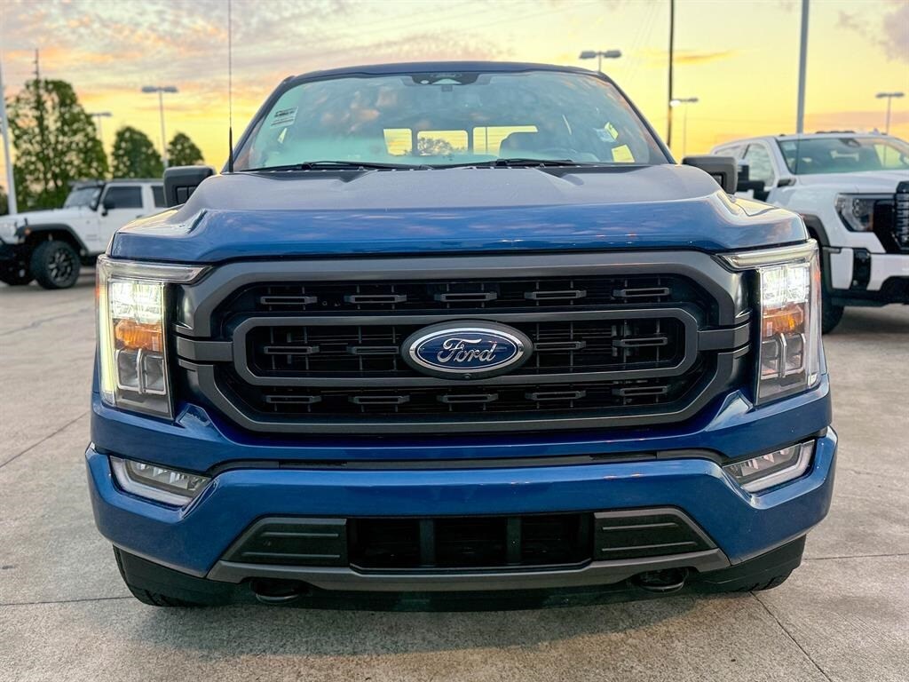 2022 Ford F-150 XLT photo 2