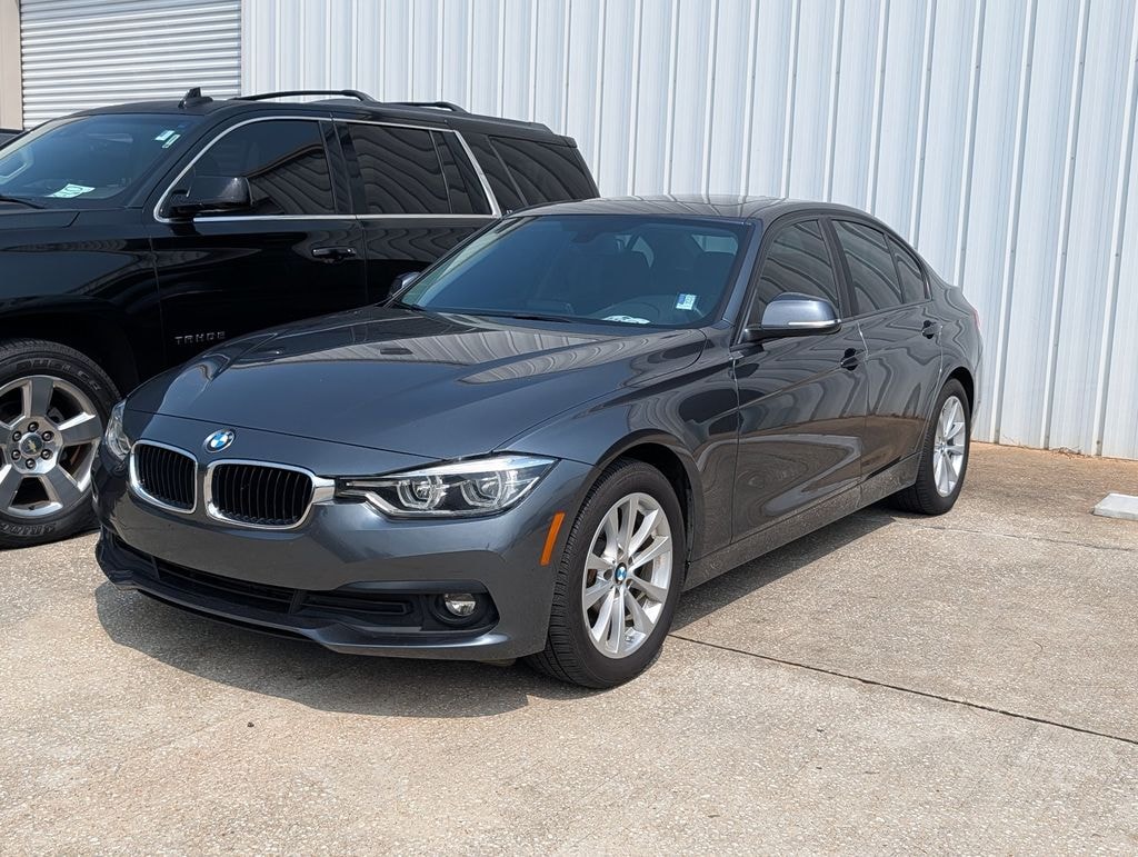 Used 2018 BMW 320i Sedan
