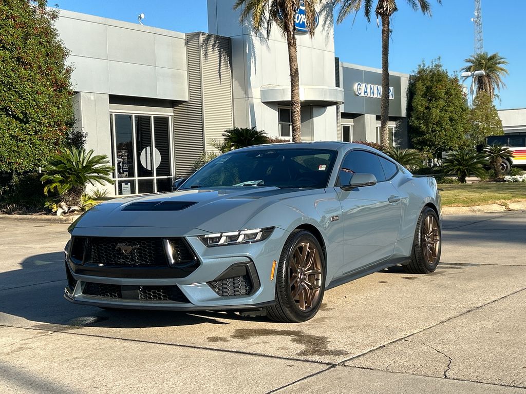 2024 Ford Mustang Coupe 