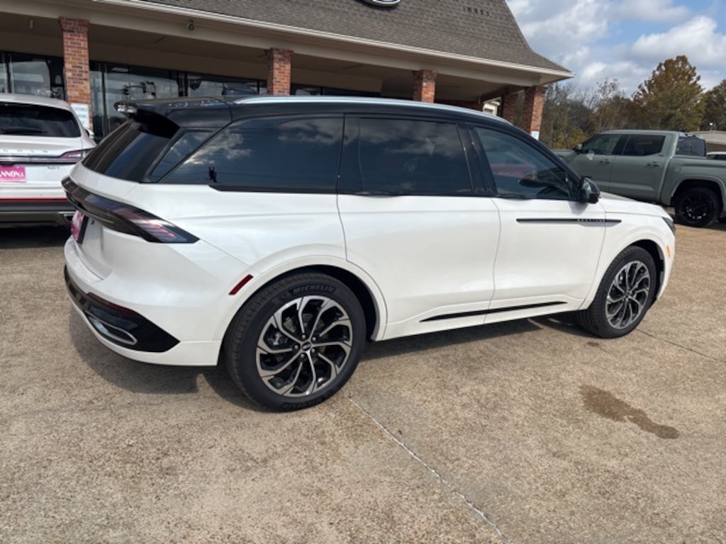 New 2026 Lincoln Nautilus Reserve SUV
