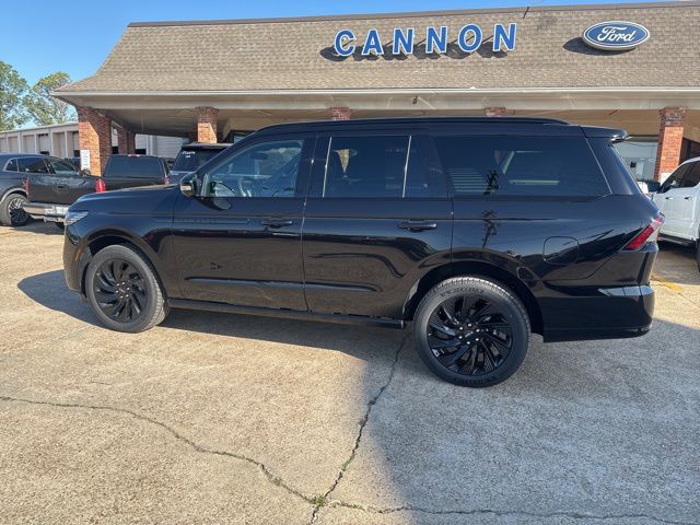 2026 Lincoln Navigator Reserve - Photo 3