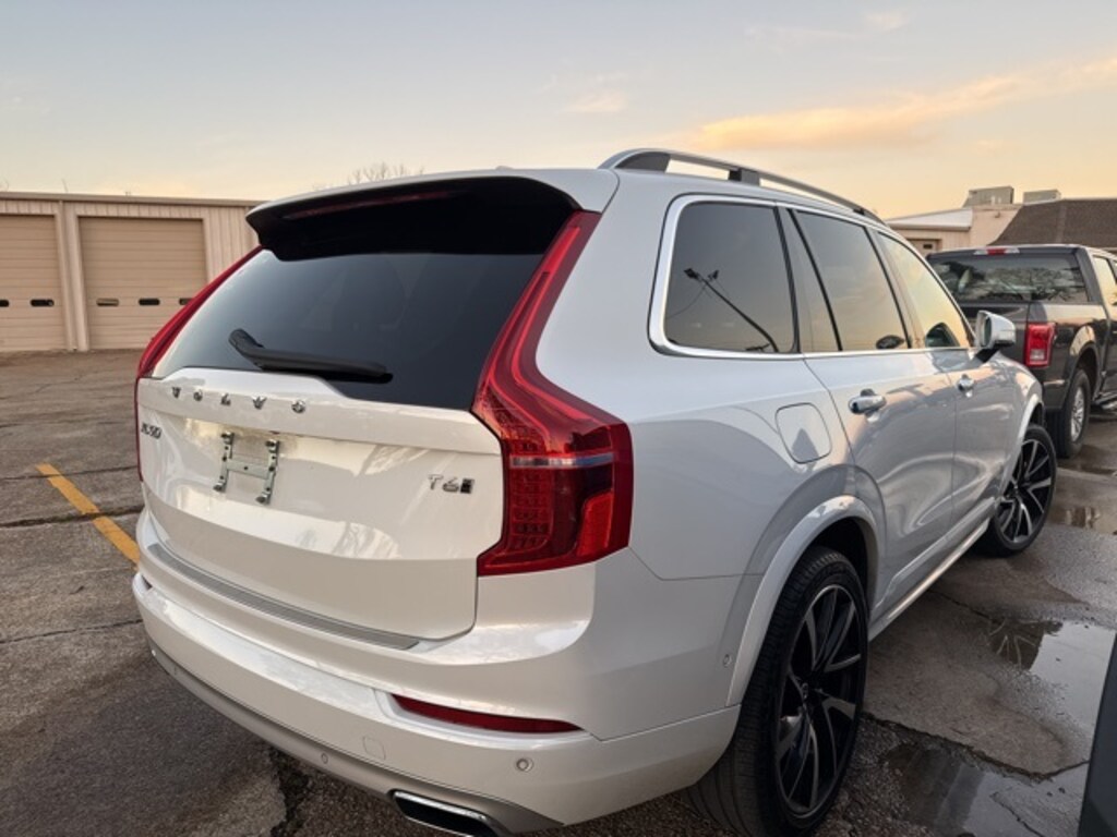 Used 2019 Volvo XC90 T6 Momentum SUV