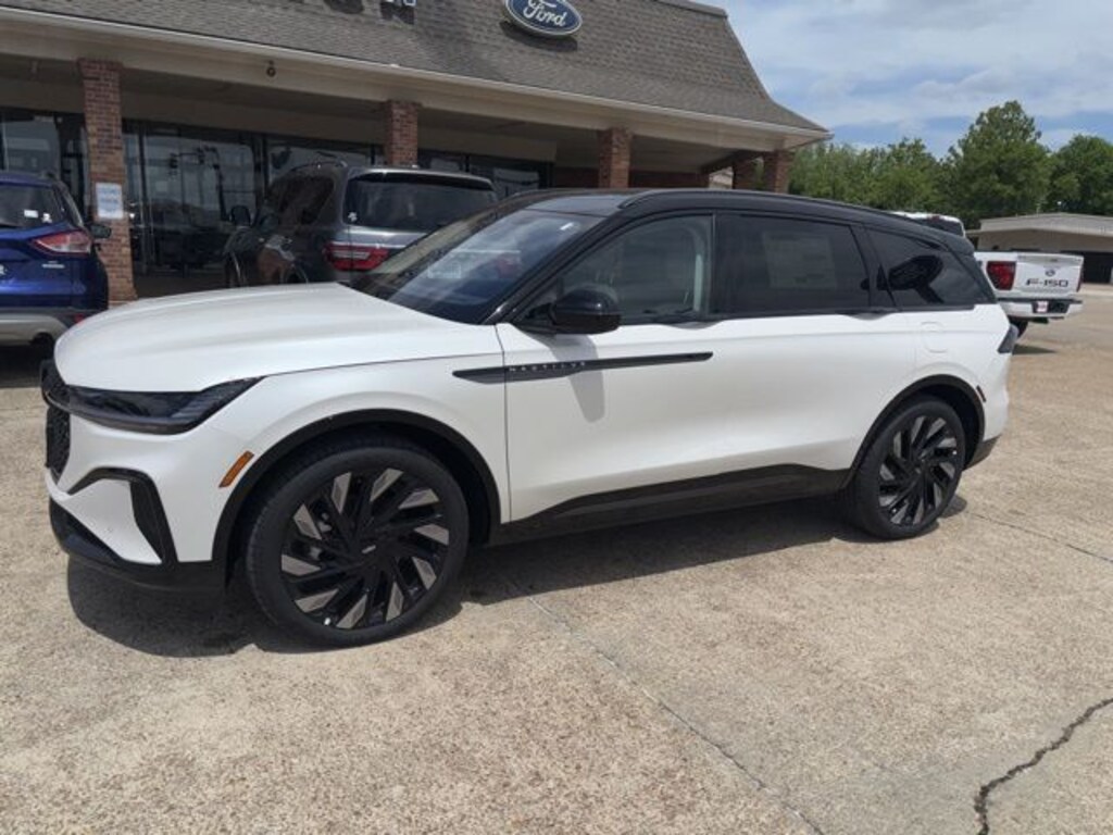 New 2026 Lincoln Nautilus Reserve SUV