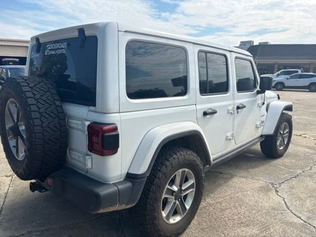 Used 2020 Jeep Wrangler Unlimited Sahara SUV