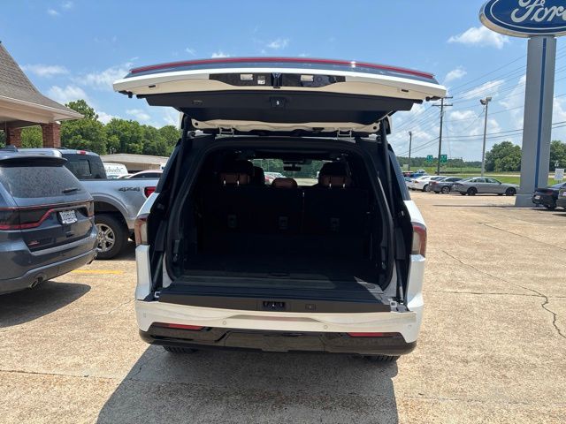 2027 Lincoln Navigator Reserve - Photo 10