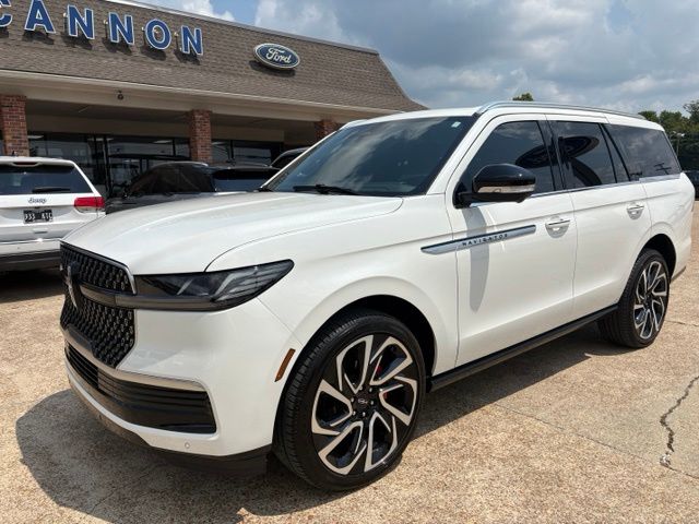 2026 Lincoln Navigator