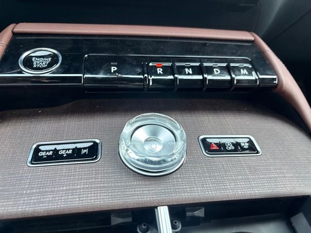 2027 Lincoln Navigator Reserve - Photo 24