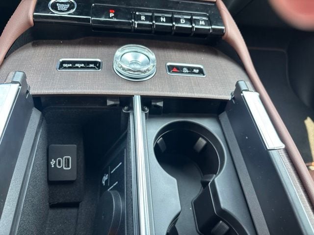 2027 Lincoln Navigator Reserve - Photo 25