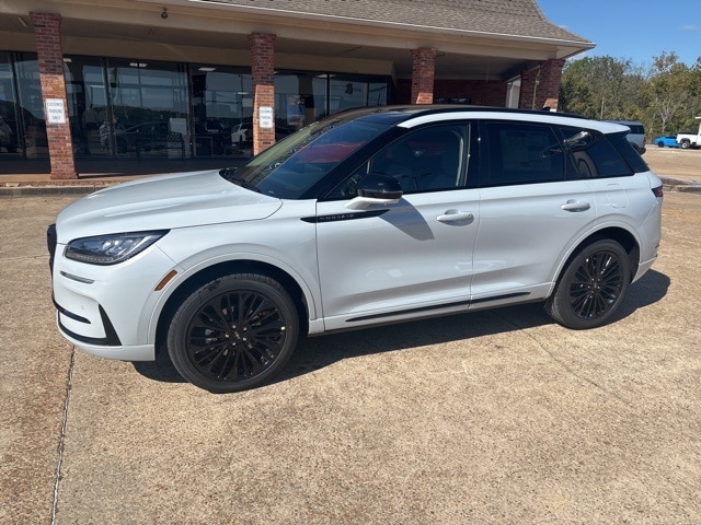 2026 Lincoln Corsair Premiere's photo