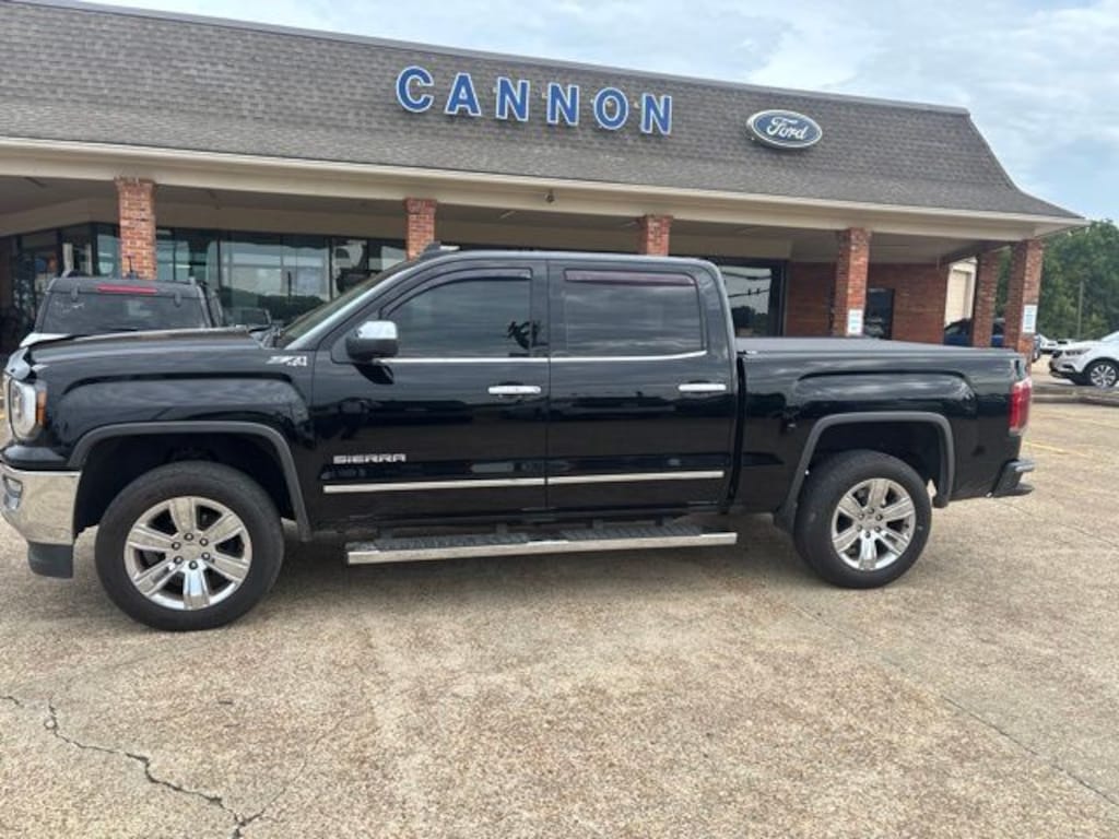 Used 2018 GMC Sierra 1500 SLT Crew Cab Short Bed Truck