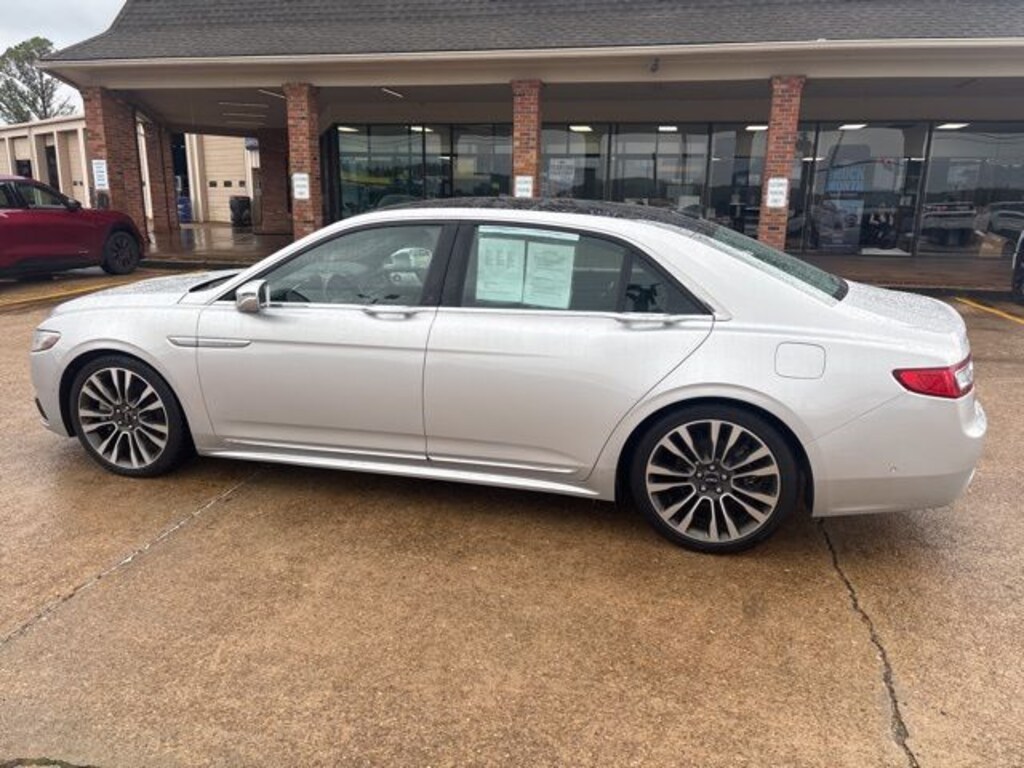 Used 2018 Lincoln Continental Reserve Sedan