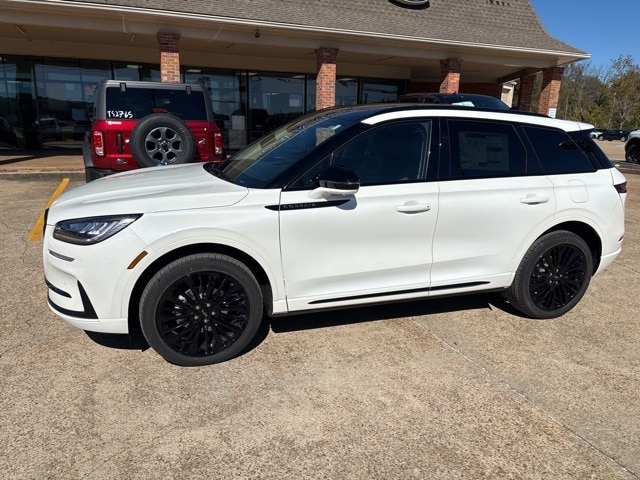 2026 Lincoln Corsair Premiere's photo