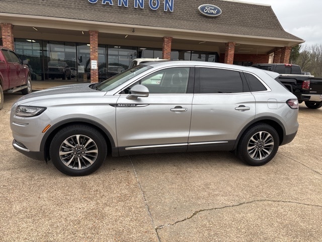 Used 2023 Lincoln Nautilus Reserve with VIN 2LMPJ6K90PBL08613 for sale in Starkville, MS