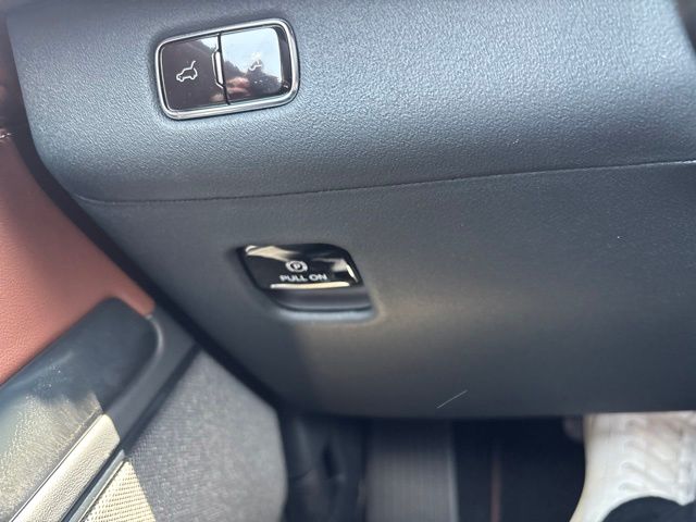 2027 Lincoln Navigator Reserve - Photo 29