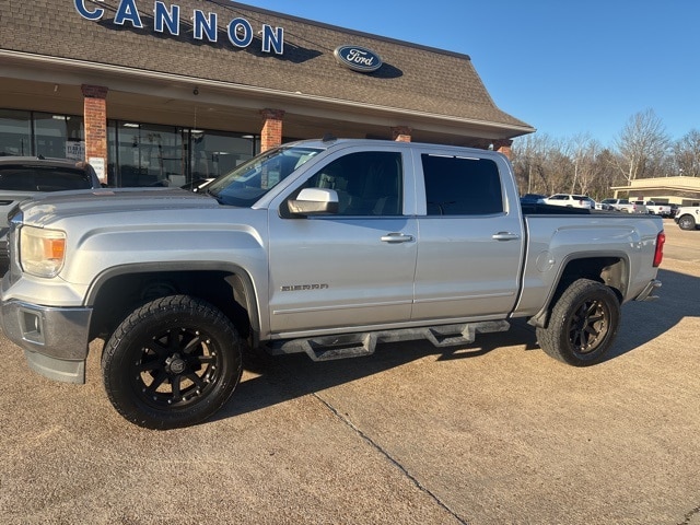 2014 GMC Sierra 1500 SLE's photo