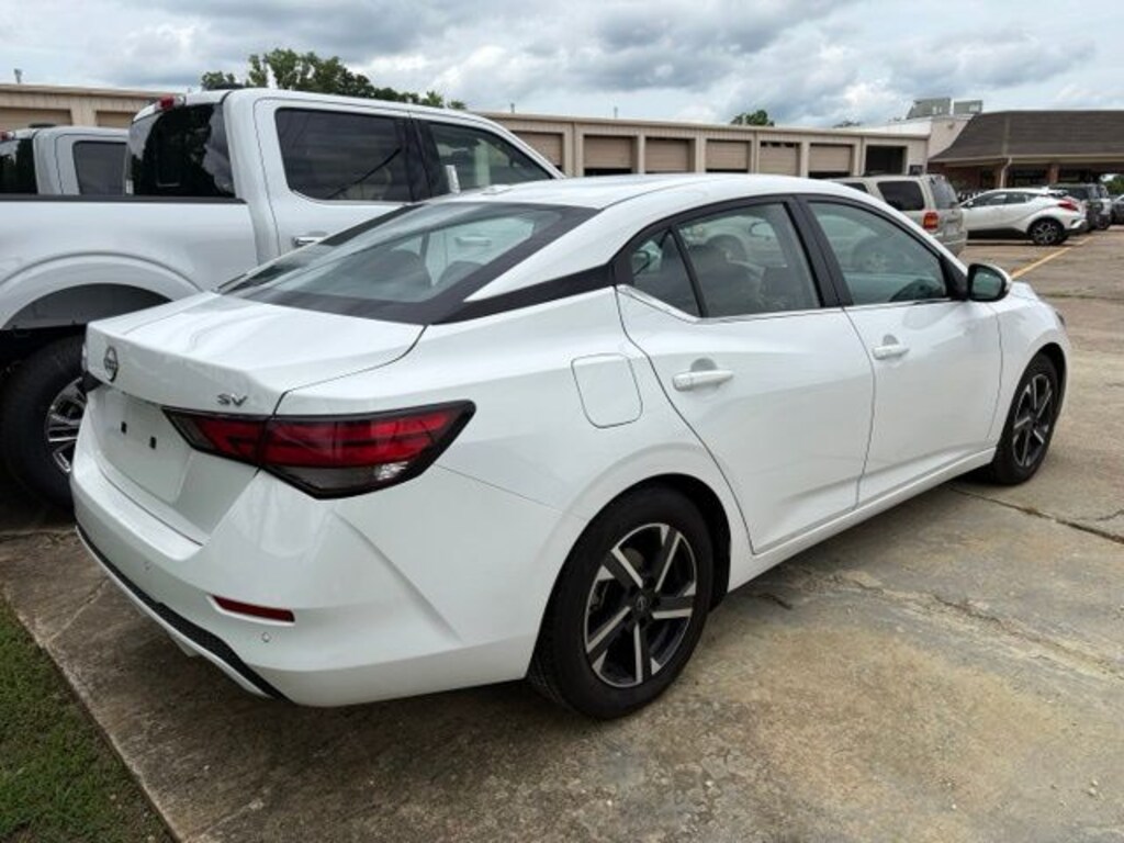 Used 2024 Nissan Sentra SV Sedan