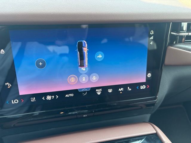 2027 Lincoln Navigator Reserve - Photo 22