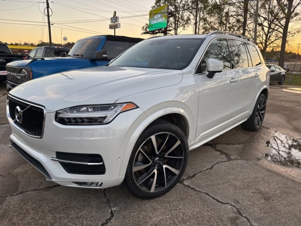 Used 2019 Volvo XC90 T6 Momentum SUV