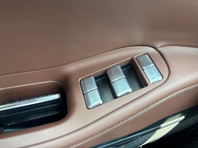 2027 Lincoln Navigator Reserve - Photo 28