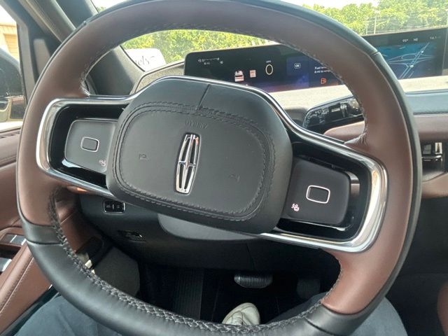 2027 Lincoln Navigator Reserve - Photo 18