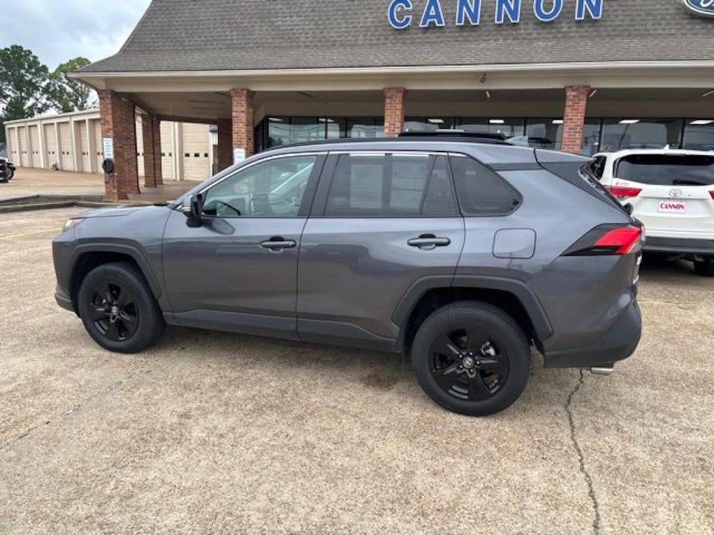 Used 2025 Toyota RAV4 XLE SUV