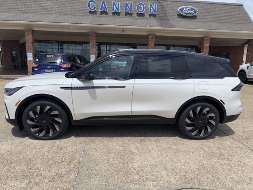 New 2026 Lincoln Nautilus Reserve SUV