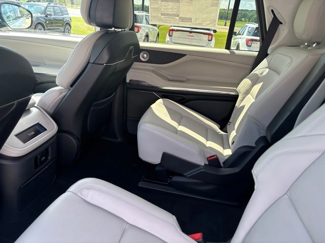 2026 Lincoln Navigator Reserve - Photo 13