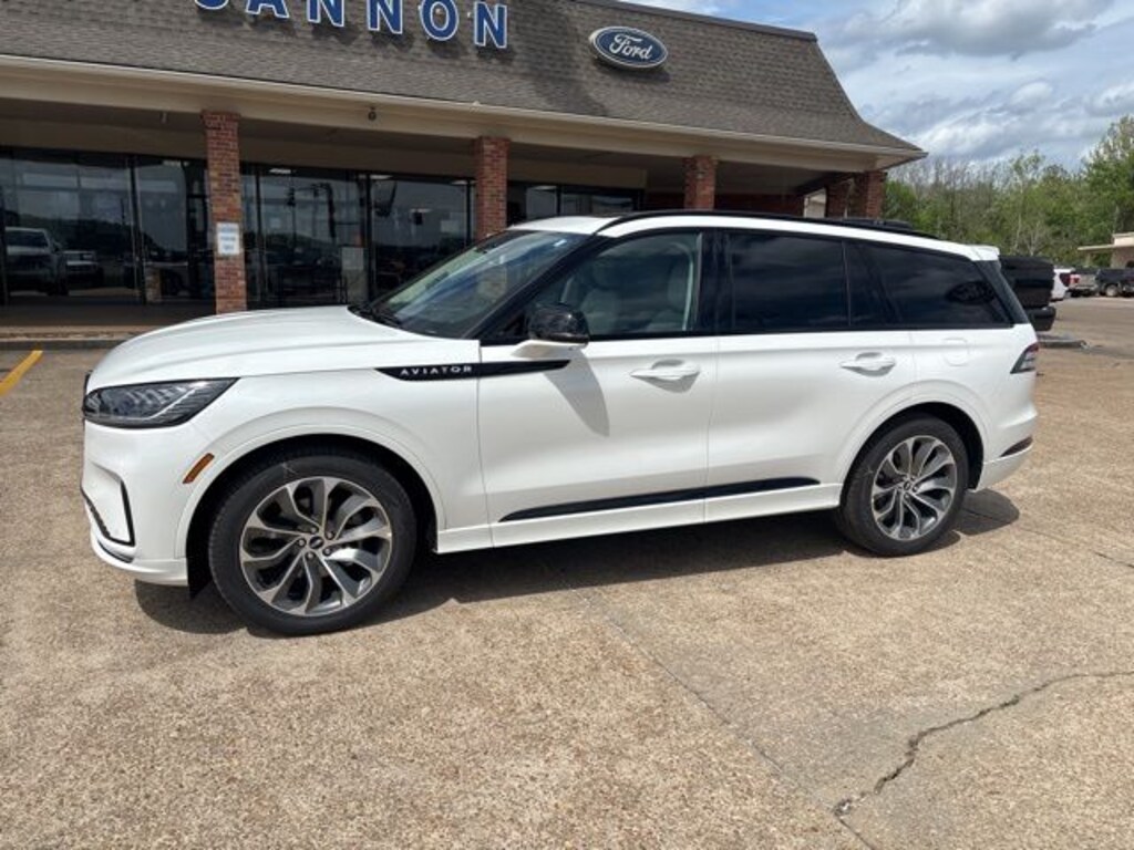 New 2026 Lincoln Aviator Premiere SUV