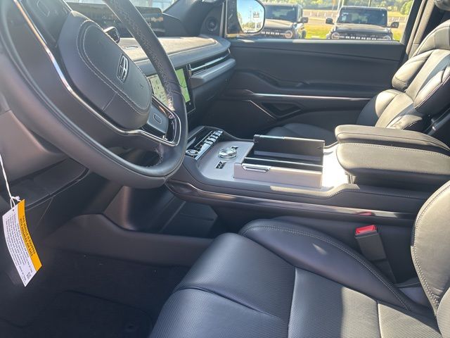 2026 Lincoln Navigator Reserve - Photo 14