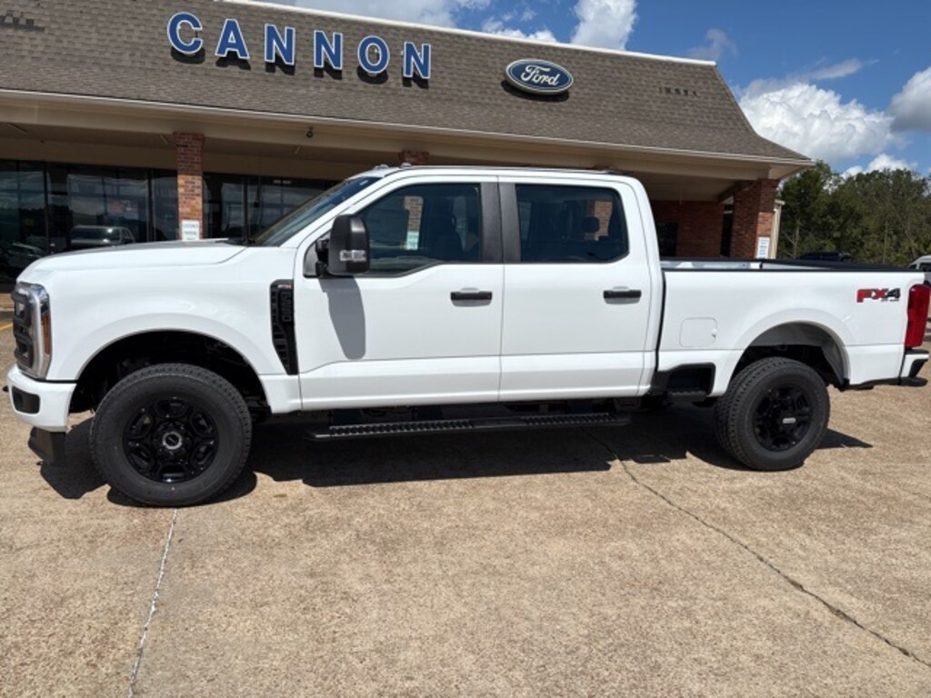 New 2026 Ford F-250 Truck Crew Cab