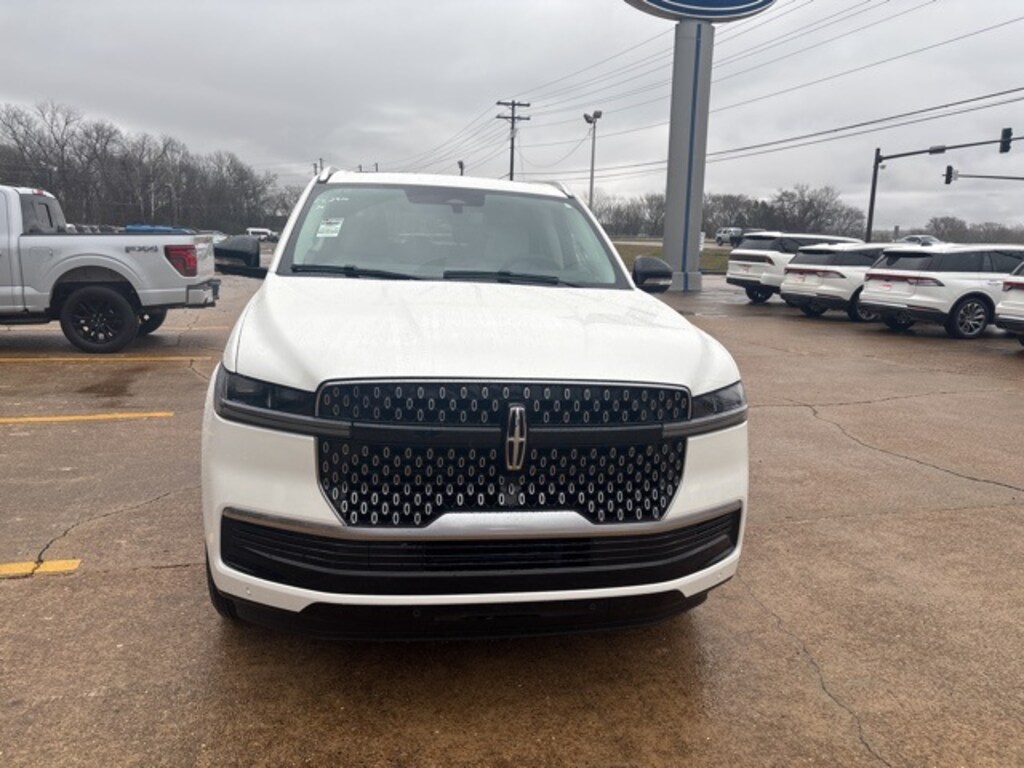 New 2026 Lincoln Navigator L Reserve SUV