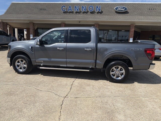 2024 Ford F-150 XLT photo 3