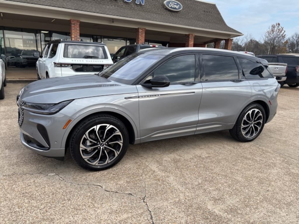 Used 2024 Lincoln Nautilus Reserve SUV