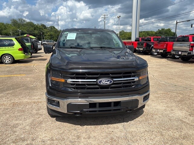 2024 Ford F-150 XLT photo 4