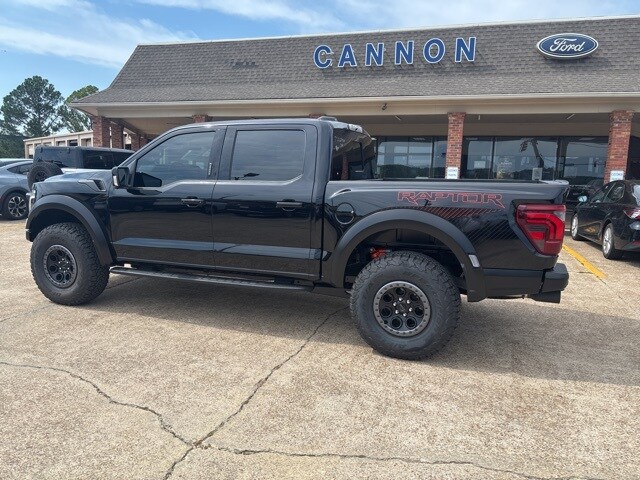 2024 Ford F-150 Raptor photo 3