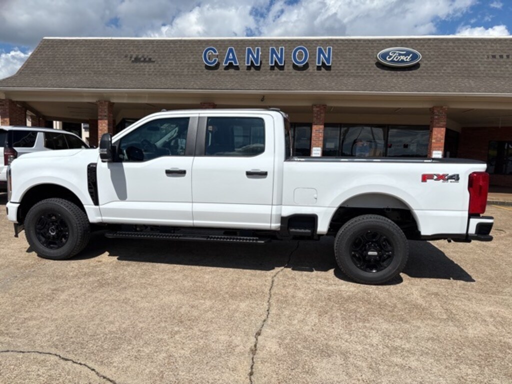New 2026 Ford F-250 Truck Crew Cab