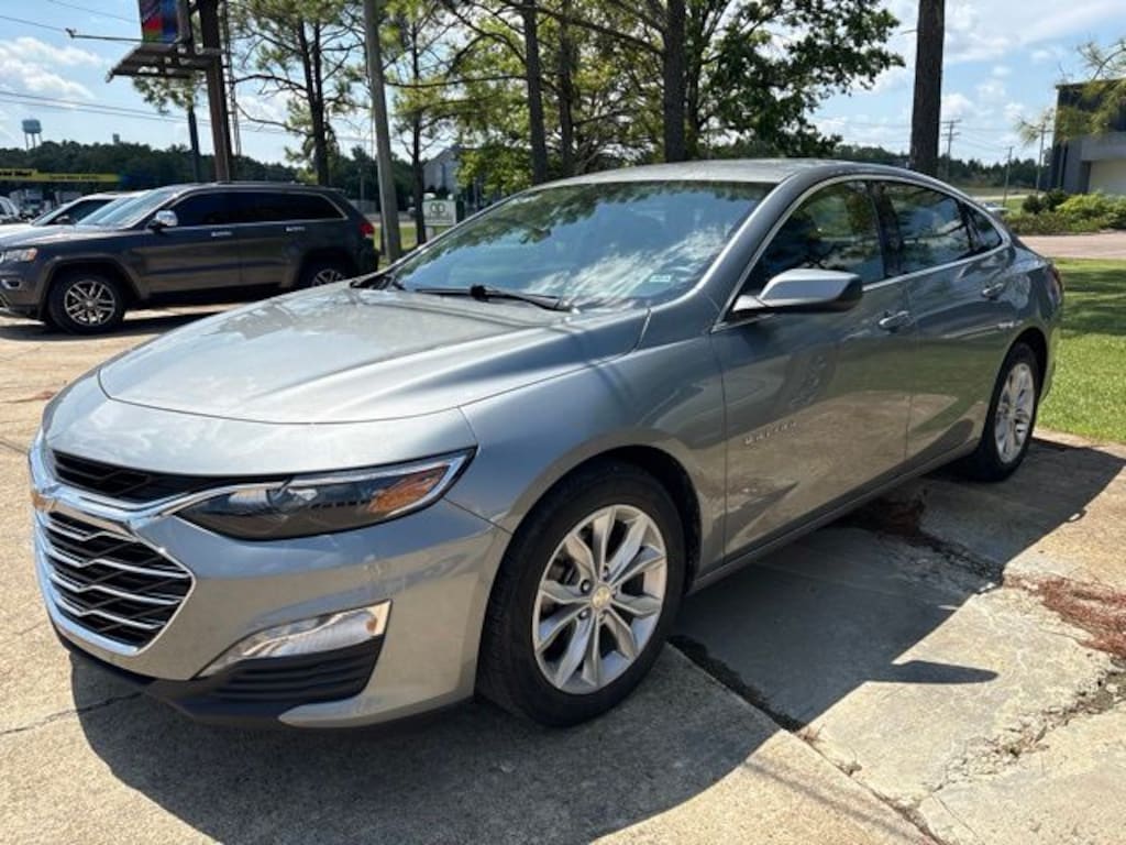 Used 2025 Chevrolet Malibu 1LT Sedan