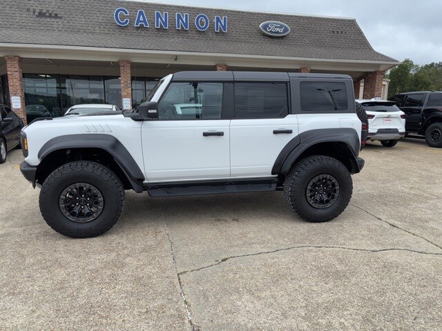 2022 Ford Bronco Raptor photo 2